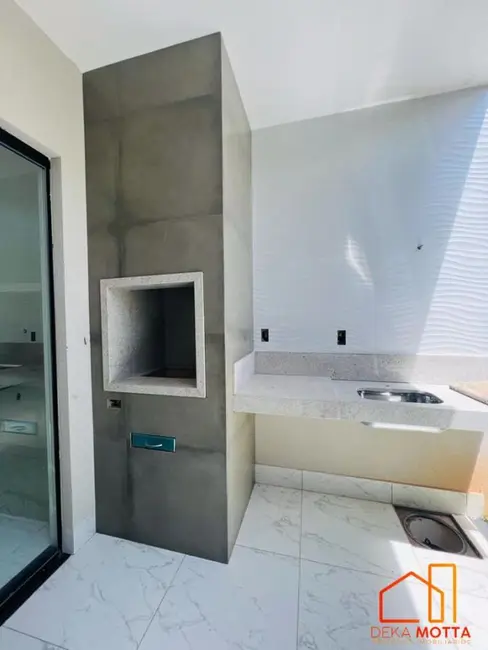 Foto 5 de Casa com 3 quartos à venda, 150m2 em Novo Mundo, Uberlandia - MG