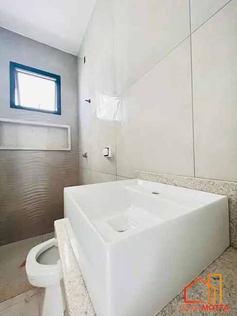 Foto 9 de Casa com 3 quartos à venda, 150m2 em Novo Mundo, Uberlandia - MG