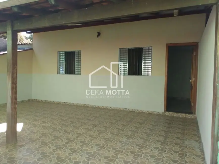 Foto 3 de Casa com 3 quartos à venda, 266m2 em Luizote de Freitas, Uberlandia - MG