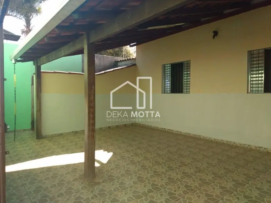 Foto 1 de Casa com 3 quartos à venda, 266m2 em Luizote de Freitas, Uberlandia - MG