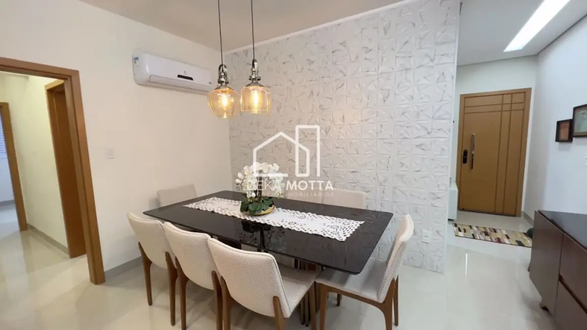 Foto 4 de Apartamento com 3 quartos à venda, 97m2 em Santa Mônica, Uberlandia - MG