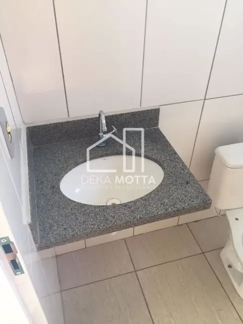 Foto 5 de Casa com 2 quartos à venda, 200m2 em Uberlandia - MG