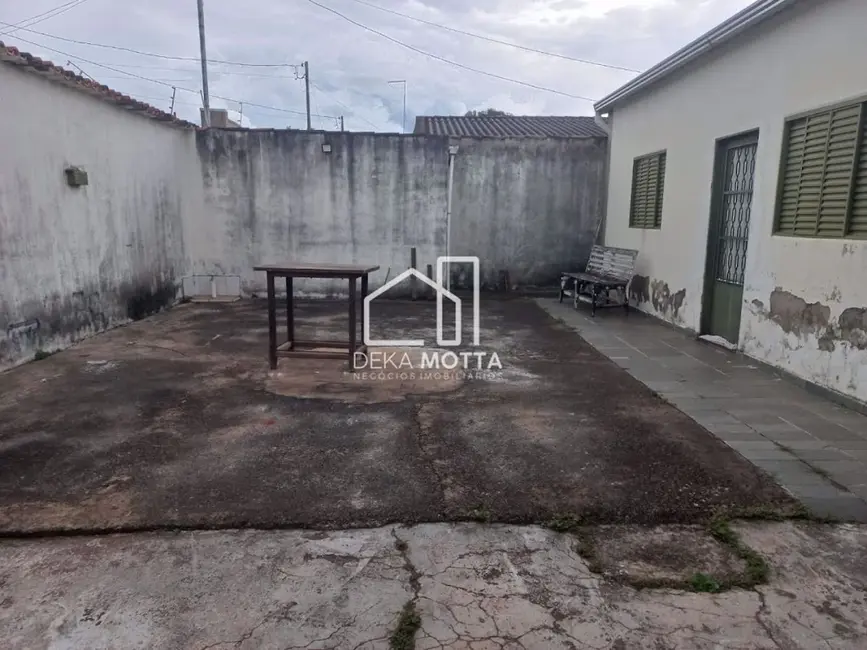 Foto 3 de Casa com 3 quartos à venda, 360m2 em Jardim Ipanema, Uberlandia - MG