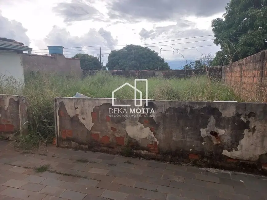 Foto 4 de Casa com 3 quartos à venda, 360m2 em Jardim Ipanema, Uberlandia - MG