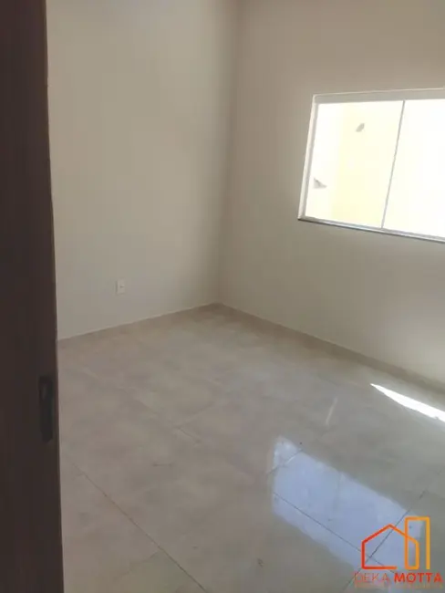 Foto 3 de Casa com 2 quartos à venda, 110m2 em Jardim Inconfidência, Uberlandia - MG