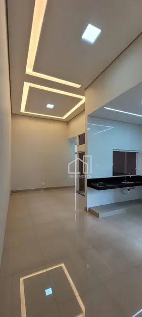 Foto 3 de Casa com 3 quartos à venda, 150m2 em Santa Mônica, Uberlandia - MG