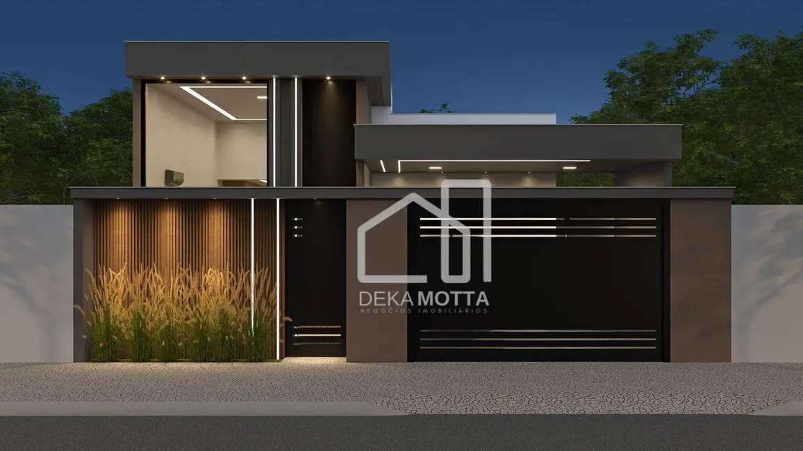 Foto 1 de Casa com 3 quartos à venda, 250m2 em Novo Mundo, Uberlandia - MG