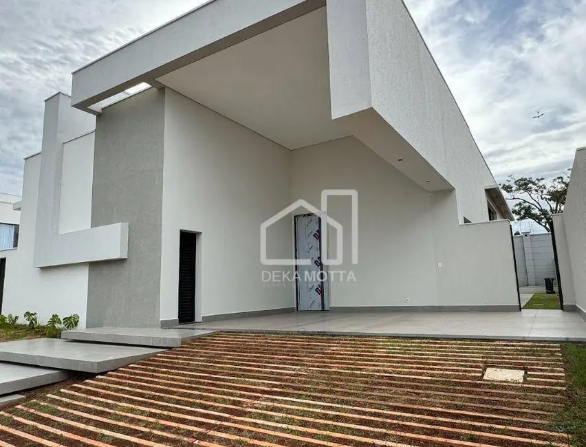 Casa de Condomínio com 4 quartos à venda, 455m2 em Granja Marileusa, Uberlandia - MG - imagem 5 Foto 5 de Casa de Condomínio com 4 quartos à venda, 455m2 em Granja Marileusa, Uberlandia - MG