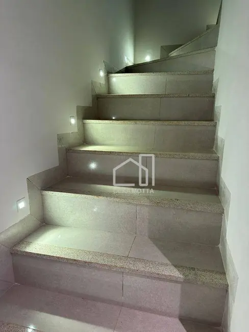 Casa de Condomínio com 2 quartos à venda, 100m2 em Novo Mundo, Uberlandia - MG - imagem 2 Foto 2 de Casa de Condomínio com 2 quartos à venda, 100m2 em Novo Mundo, Uberlandia - MG