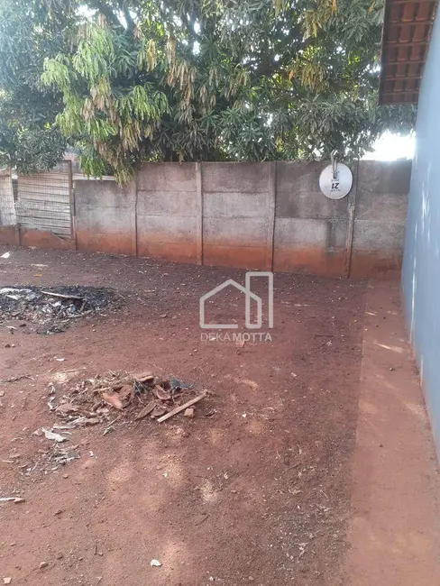 Foto 2 de Casa de Condomínio com 2 quartos à venda, 250m2 em Tocantins, Uberlandia - MG