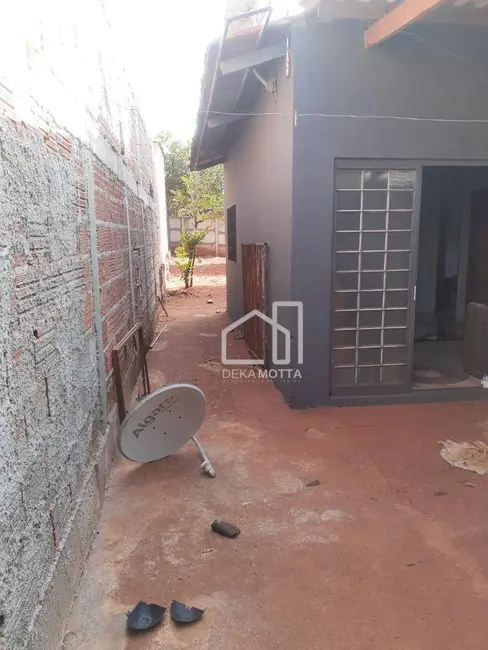 Foto 1 de Casa de Condomínio com 2 quartos à venda, 250m2 em Tocantins, Uberlandia - MG