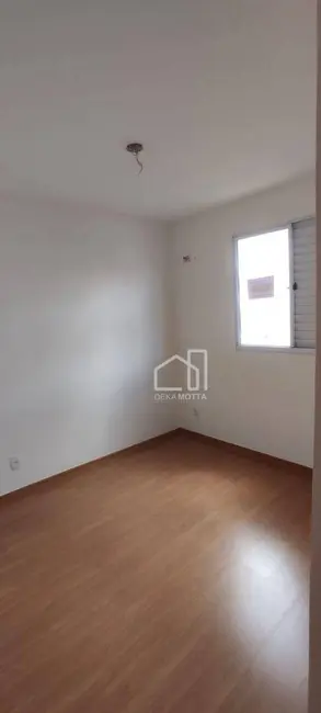 Foto 9 de Apartamento com 2 quartos à venda, 39m2 em Residencial Viviane, Uberlandia - MG