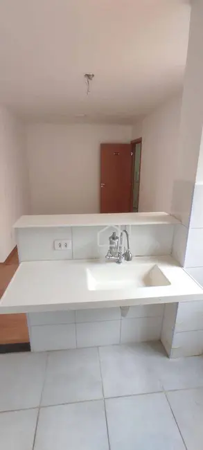 Foto 4 de Apartamento com 2 quartos à venda, 39m2 em Residencial Viviane, Uberlandia - MG