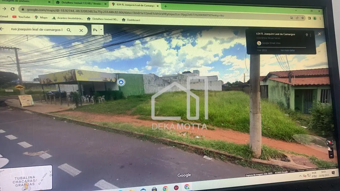 Foto 1 de Terreno / Lote à venda, 300m2 em Uberlandia - MG