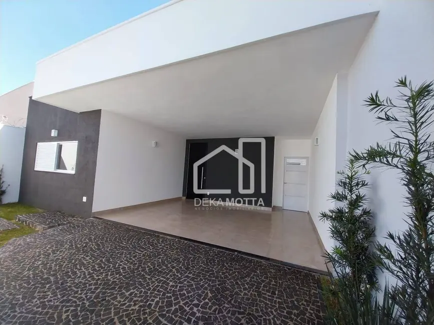 Foto 1 de Casa de Condomínio com 3 quartos à venda, 250m2 em Laranjeiras, Uberlandia - MG