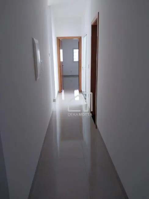 Foto 5 de Casa de Condomínio com 3 quartos à venda, 250m2 em Laranjeiras, Uberlandia - MG