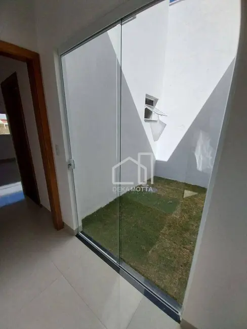 Foto 4 de Casa de Condomínio com 3 quartos à venda, 250m2 em Laranjeiras, Uberlandia - MG