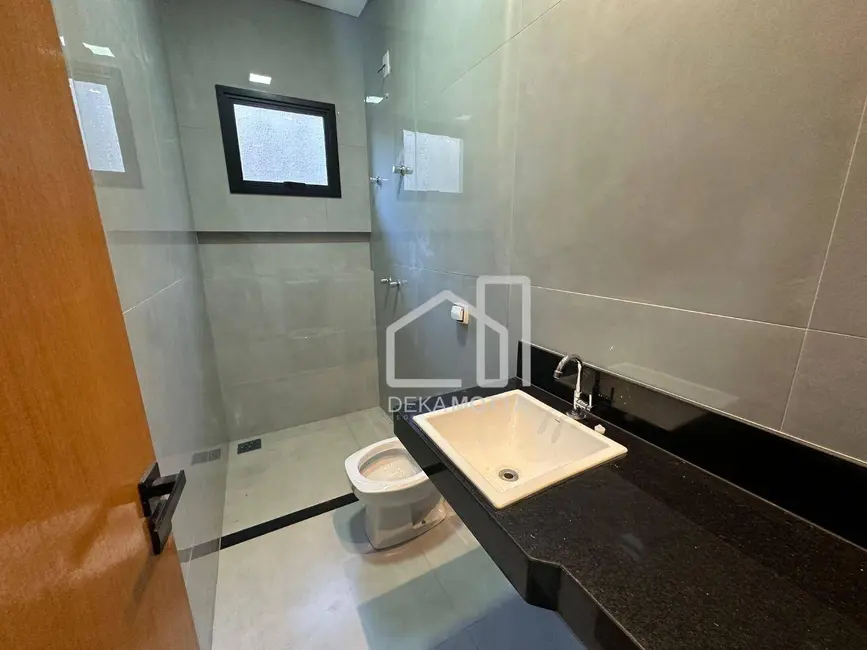 Foto 3 de Casa de Condomínio com 3 quartos à venda, 250m2 em Laranjeiras, Uberlandia - MG