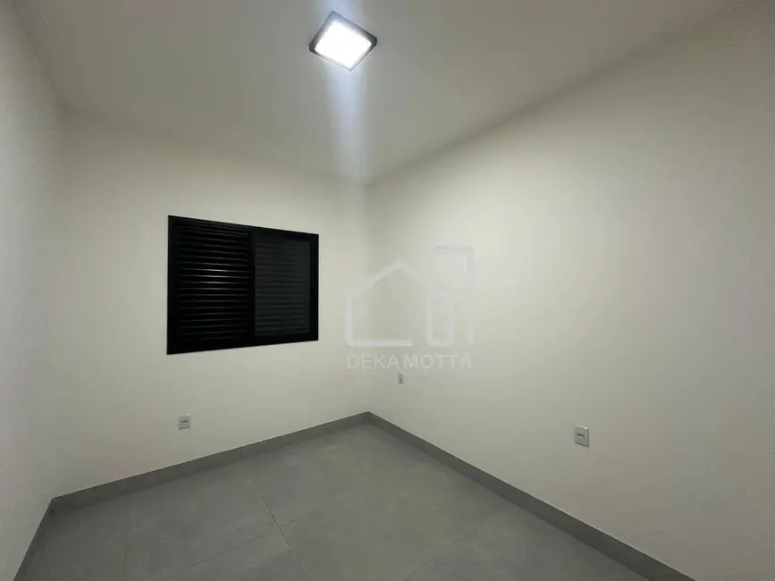 Foto 9 de Casa de Condomínio com 3 quartos à venda, 250m2 em Laranjeiras, Uberlandia - MG