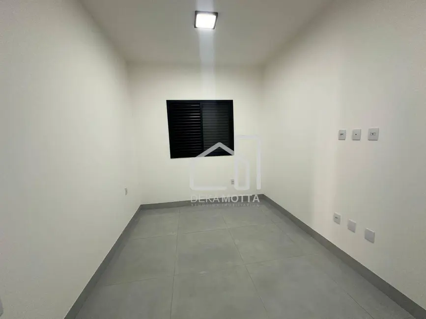 Foto 4 de Casa de Condomínio com 3 quartos à venda, 250m2 em Laranjeiras, Uberlandia - MG