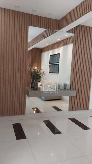 Apartamento com 2 quartos à venda, 140m2 em Santa Mônica, Uberlandia - MG - imagem 3 Foto 3 de Apartamento com 2 quartos à venda, 140m2 em Santa Mônica, Uberlandia - MG
