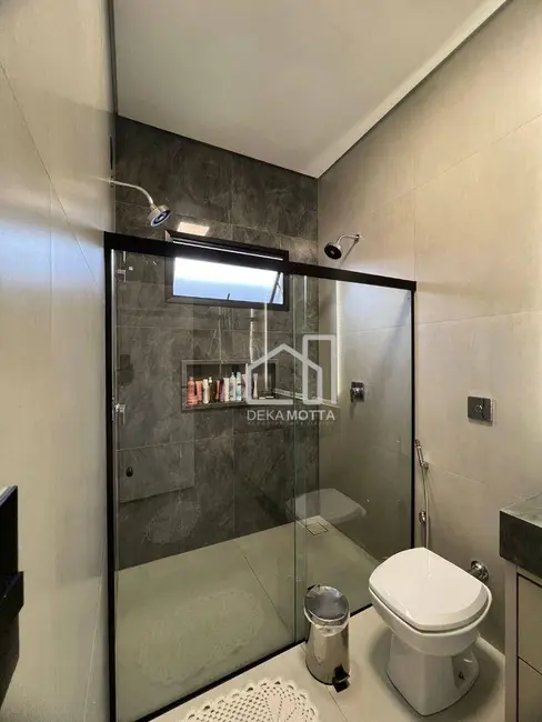 Foto 4 de Casa de Condomínio com 3 quartos à venda, 250m2 em Aclimação, Uberlandia - MG