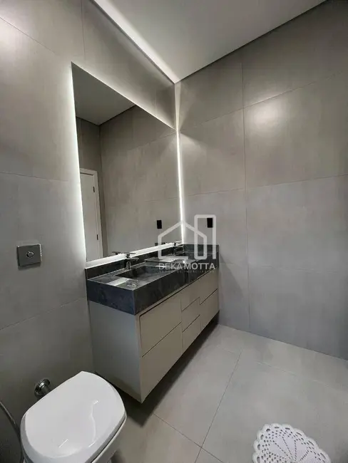 Foto 3 de Casa de Condomínio com 3 quartos à venda, 250m2 em Aclimação, Uberlandia - MG