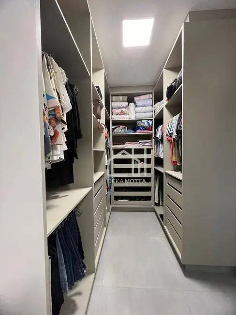 Foto 5 de Casa de Condomínio com 3 quartos à venda, 250m2 em Aclimação, Uberlandia - MG