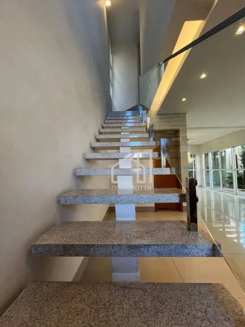 Foto 6 de Casa de Condomínio com 3 quartos à venda, 189m2 em Granja Marileusa, Uberlandia - MG