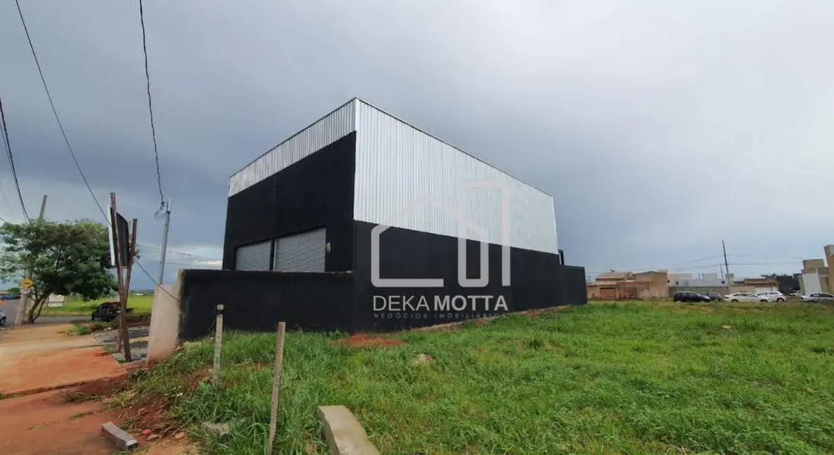 Foto 3 de Armazém / Galpão à venda e para alugar, 303m2 em Uberlandia - MG