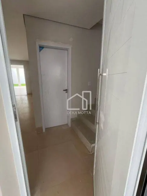 Foto 4 de Casa de Condomínio com 3 quartos à venda, 300m2 em Vigilato Pereira, Uberlandia - MG