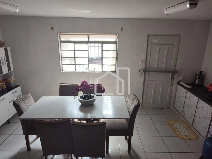 Foto 8 de Casa de Condomínio com 3 quartos à venda, 240m2 em Martins, Uberlandia - MG