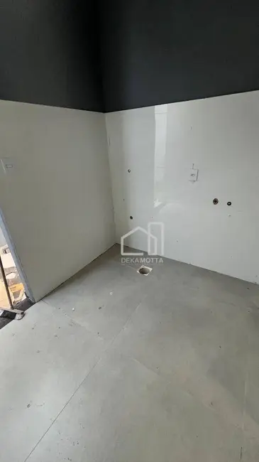 Casa de Condomínio com 3 quartos à venda, 300m2 em Novo Mundo, Uberlandia - MG - imagem 8 Foto 8 de Casa de Condomínio com 3 quartos à venda, 300m2 em Novo Mundo, Uberlandia - MG