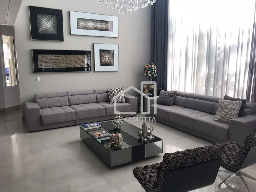 Foto 5 de Casa de Condomínio com 4 quartos à venda, 600m2 em Jardim Karaíba, Uberlandia - MG