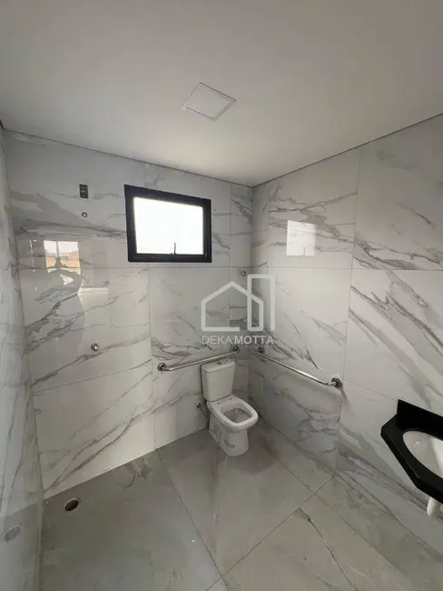 Foto 6 de Armazém / Galpão à venda e para alugar, 409m2 em Santa Mônica, Uberlandia - MG