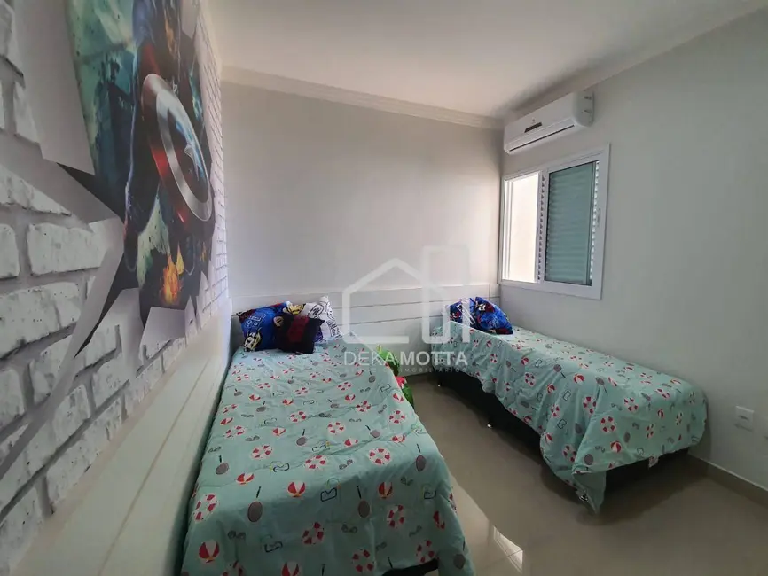 Casa de Condomínio com 3 quartos à venda, 250m2 em Alto Umuarama, Uberlandia - MG - imagem 8 Foto 8 de Casa de Condomínio com 3 quartos à venda, 250m2 em Alto Umuarama, Uberlandia - MG