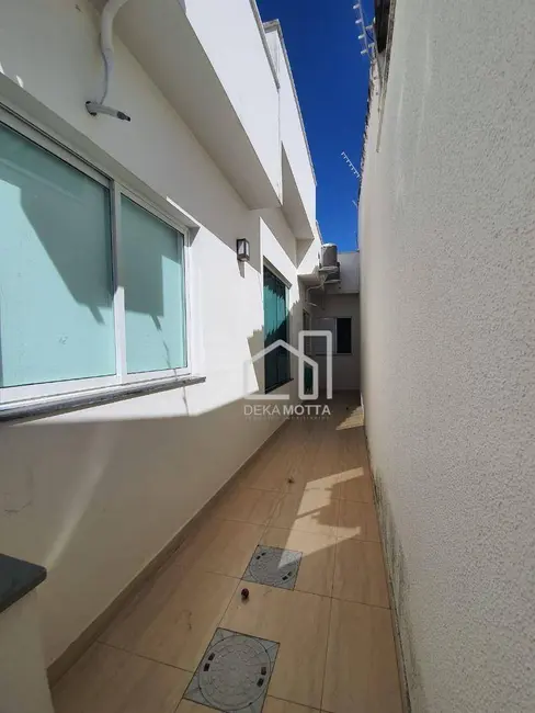 Casa de Condomínio com 3 quartos à venda, 250m2 em Alto Umuarama, Uberlandia - MG - imagem 3 Foto 3 de Casa de Condomínio com 3 quartos à venda, 250m2 em Alto Umuarama, Uberlandia - MG