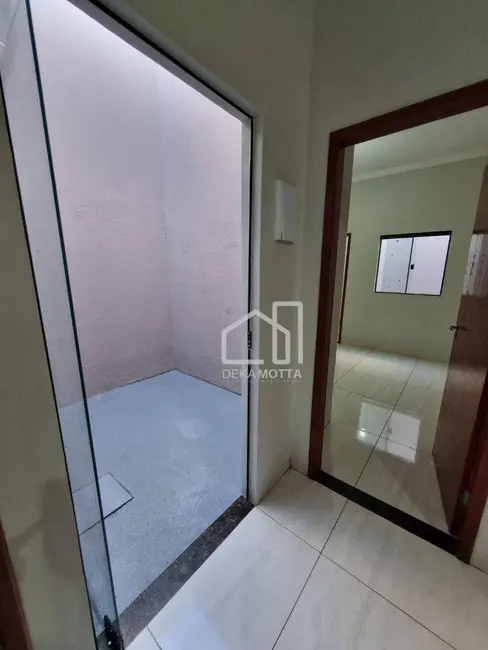 Foto 1 de Casa de Condomínio com 2 quartos à venda, 120m2 em Jardim Brasília, Uberlandia - MG