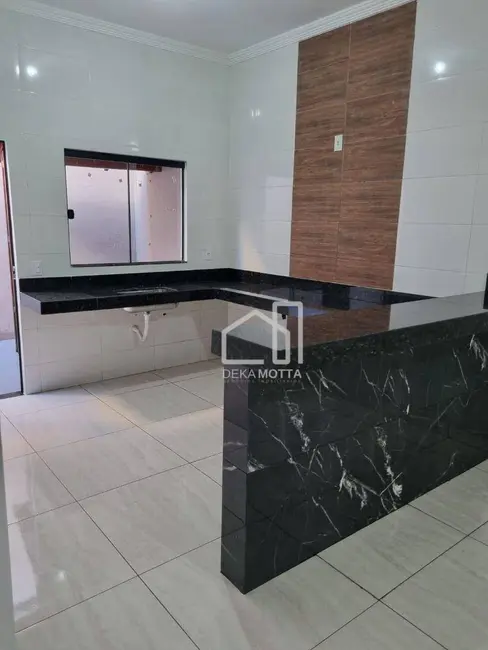 Foto 3 de Casa de Condomínio com 2 quartos à venda, 120m2 em Jardim Brasília, Uberlandia - MG