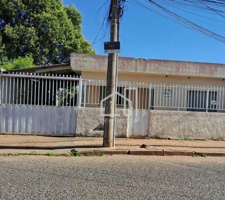 Foto 1 de Casa de Condomínio com 3 quartos à venda, 372m2 em Uberlandia - MG