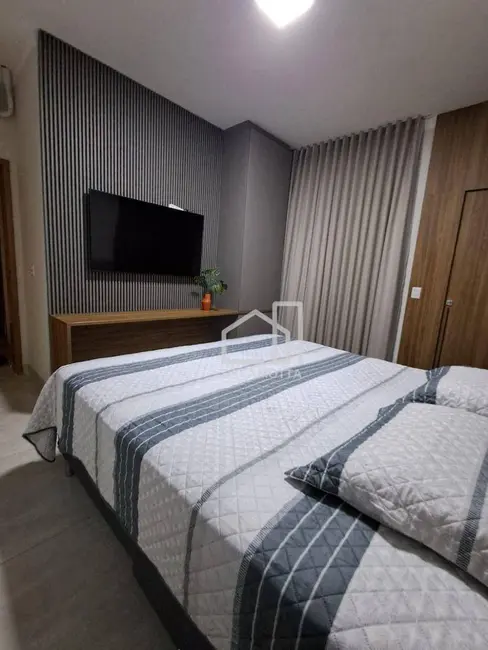 Foto 9 de Casa de Condomínio com 3 quartos à venda, 288m2 em Uberlandia - MG