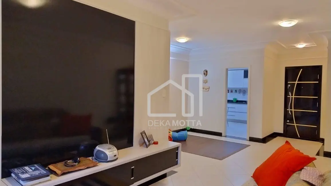 Apartamento com 3 quartos à venda, 101m2 em Santa Mônica, Uberlandia - MG - imagem 6 Foto 6 de Apartamento com 3 quartos à venda, 101m2 em Santa Mônica, Uberlandia - MG