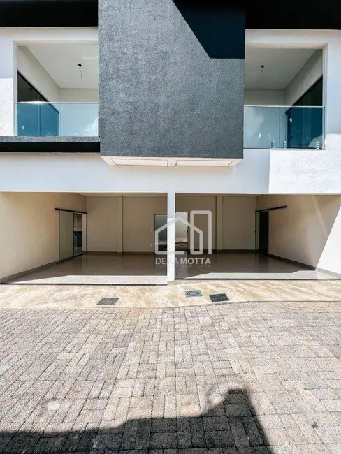 Foto 18 de Sobrado com 2 quartos à venda, 110m2 em Novo Mundo, Uberlandia - MG