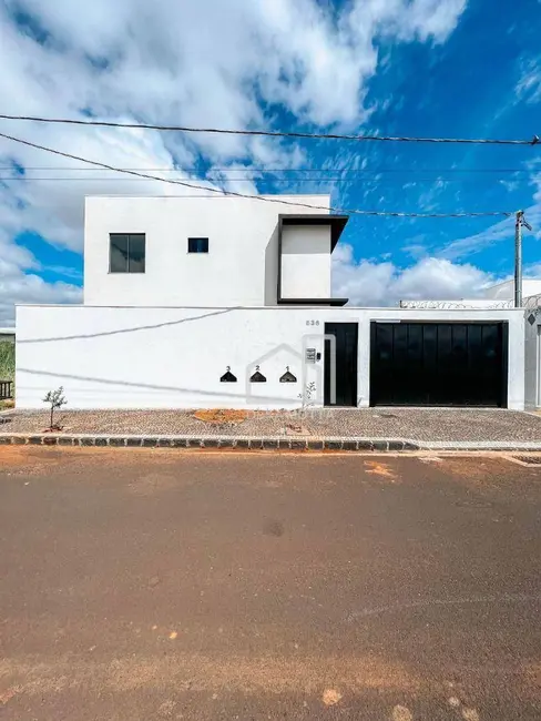 Foto 17 de Sobrado com 2 quartos à venda, 110m2 em Novo Mundo, Uberlandia - MG