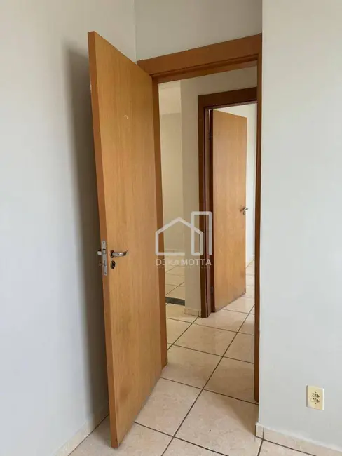 Foto 3 de Apartamento com 2 quartos à venda, 46m2 em Alto Umuarama, Uberlandia - MG