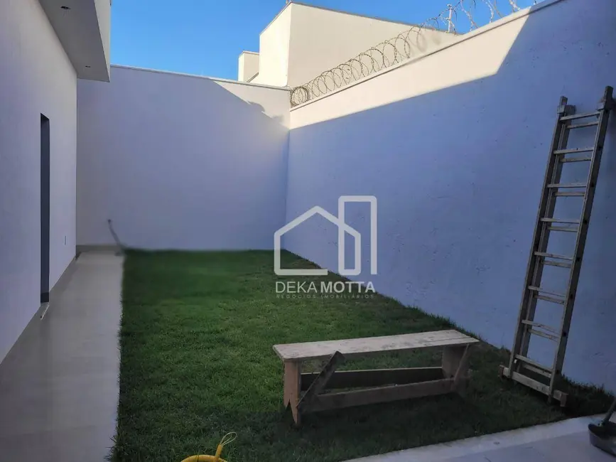 Foto 4 de Casa com 3 quartos à venda, 250m2 em Jardim Inconfidência, Uberlandia - MG