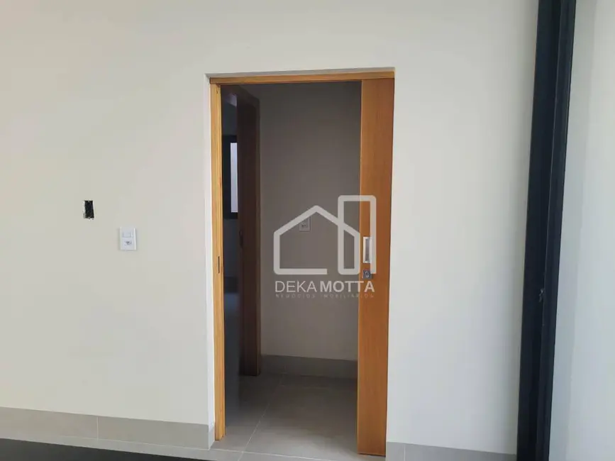 Foto 7 de Casa com 3 quartos à venda, 250m2 em Jardim Inconfidência, Uberlandia - MG