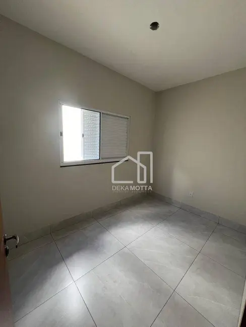 Foto 5 de Casa com 3 quartos à venda, 250m2 em Laranjeiras, Uberlandia - MG