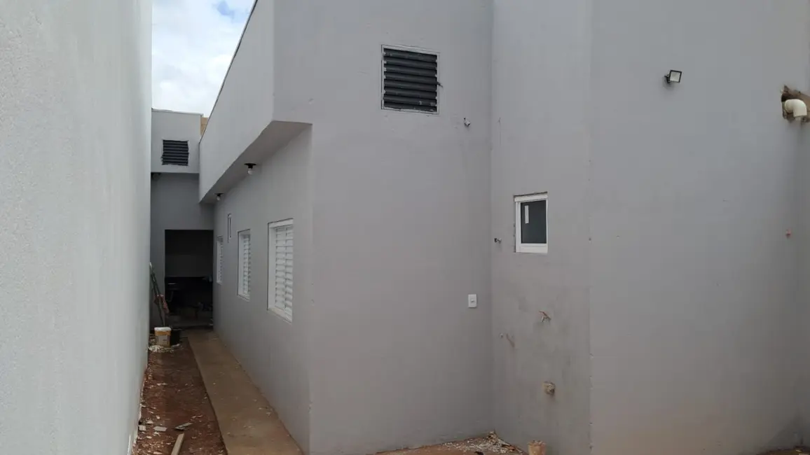 Foto 8 de Casa com 3 quartos à venda, 143m2 em Laranjeiras, Uberlandia - MG