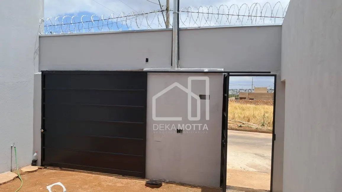 Foto 5 de Casa com 3 quartos à venda, 143m2 em Laranjeiras, Uberlandia - MG